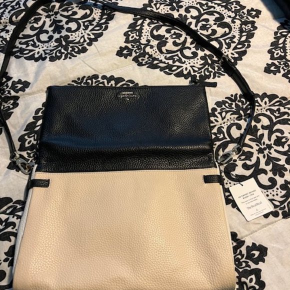 Kate Spade Pebbled Shoulder Handbag - Picture 2 of 7